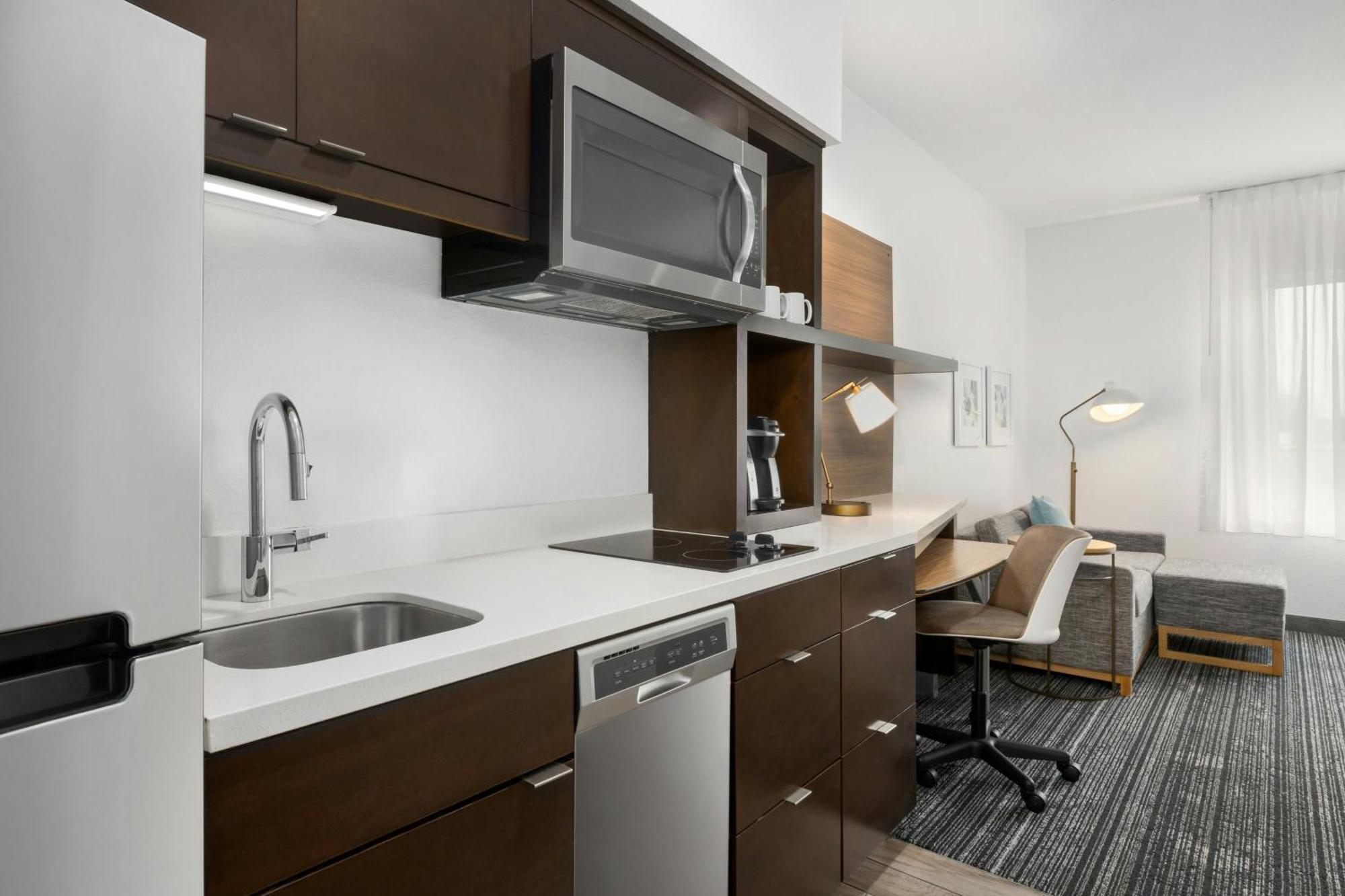 Towneplace Suites By Marriott Montgomery Eastchase Exterior foto